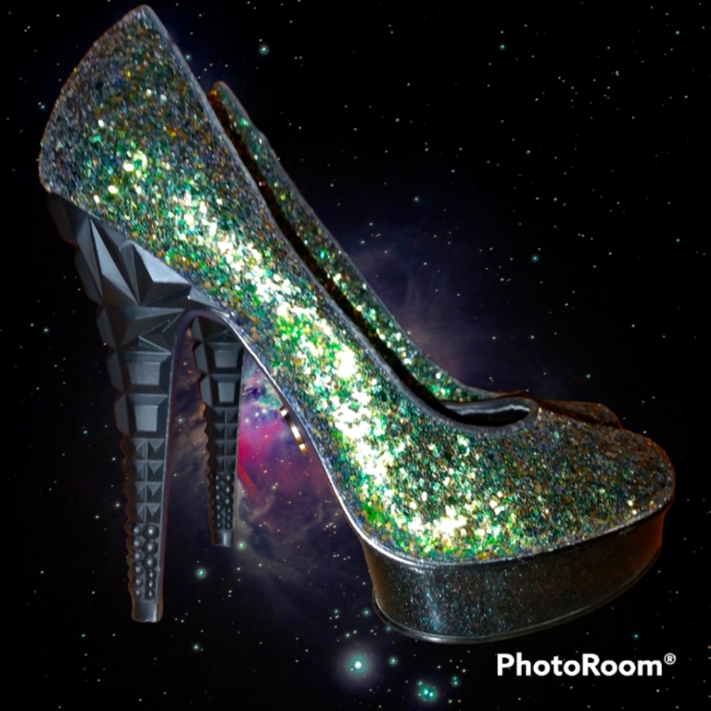 Rachel Roy Glitter Pumps